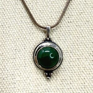 Sterling Silver Green Cabochon Stone Necklace Pendant Snake Chain Boho Simple‎